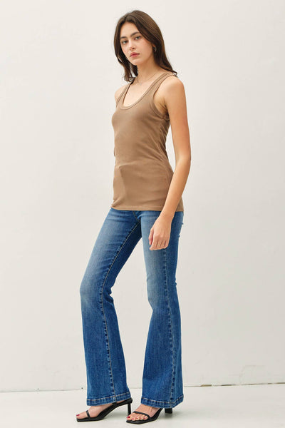 CLASSIC RIBBED SCOOP NECK TANK TOP